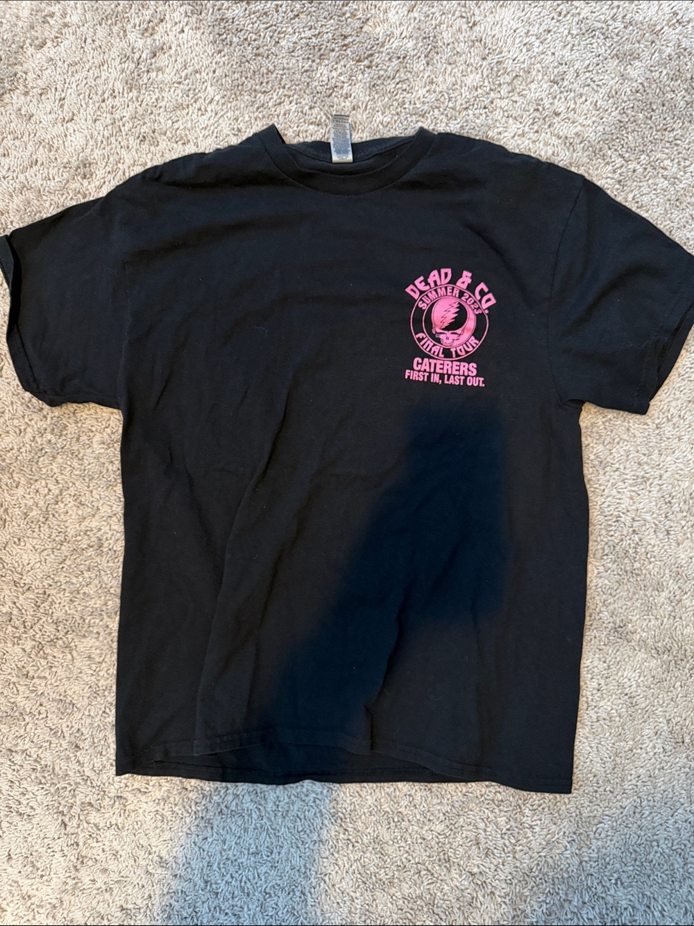 Dead & Co caterers Gildan Black Tee L